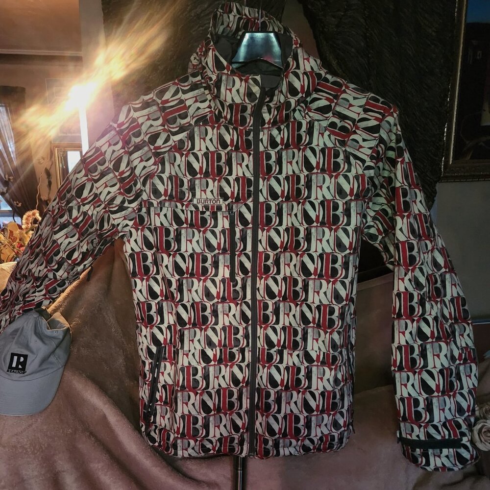 Burton - 1 of the biggest names in Snowsports Dryride Men’s Hooded Jacket Sz L